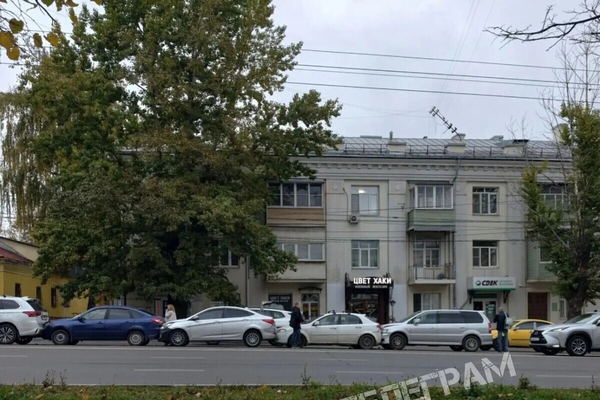 Из-за аварии с пятью машинами на Октябрьской в Туле встал транспорт