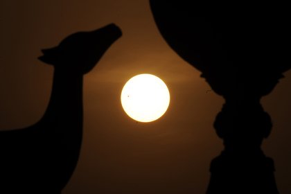 На Солнце произошла мощная вспышка