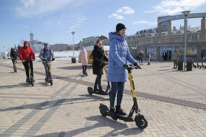 Сезон электросамокатов в Нижнем Новгороде продлят до ноября