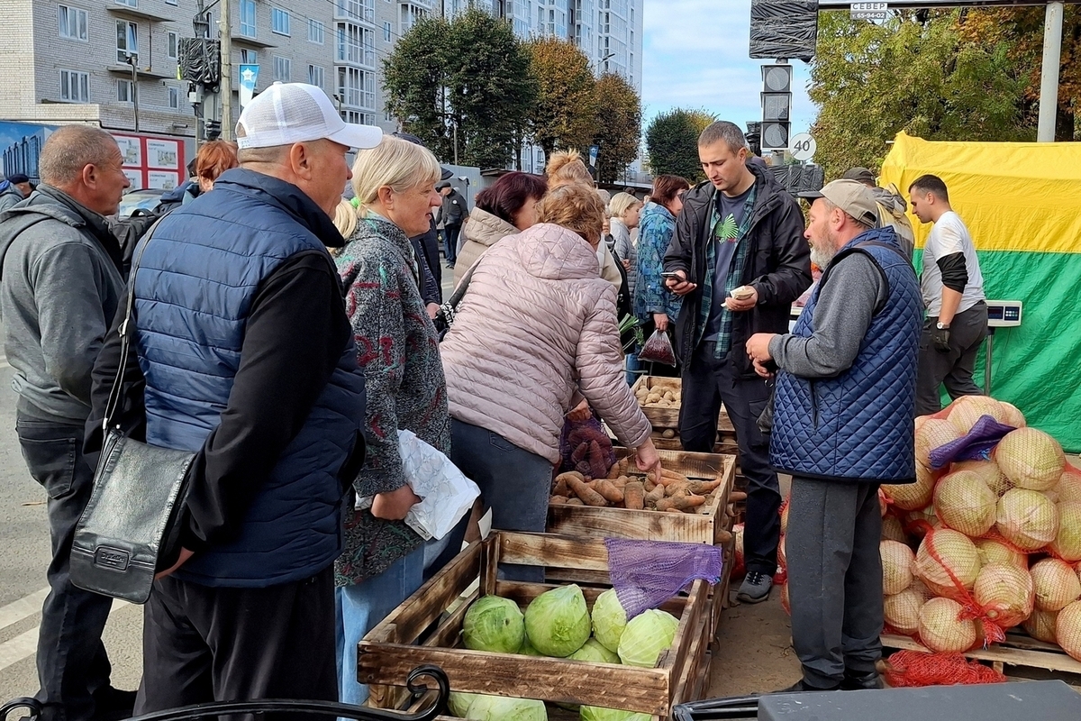 В Смоленской городской осенней ярмарке приняли участие Учреждения областного УФСИН