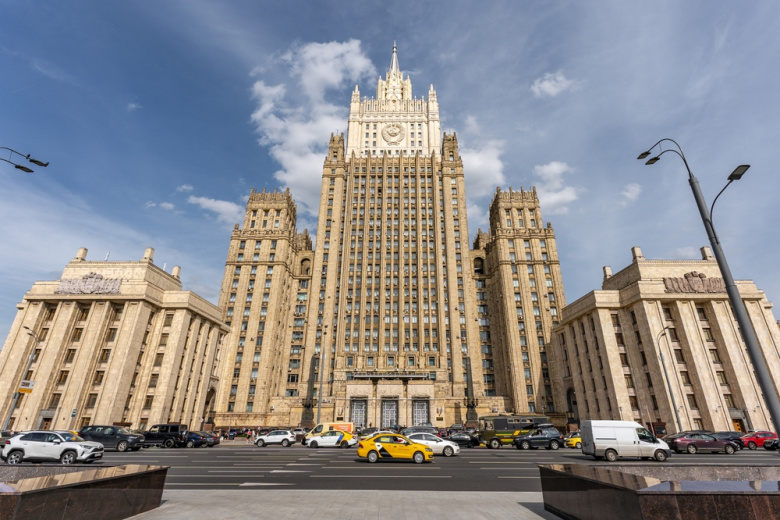 В МИД РФ раскрыли, на какую просьбу Баку и Еревана готова ответить Москва