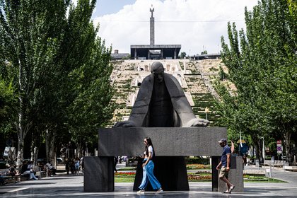 Армению предупредили о последствиях разрыва отношений с Россией