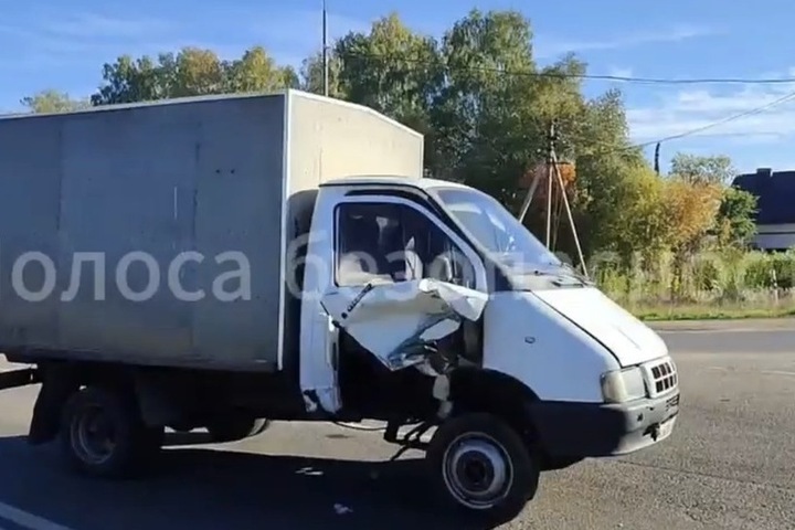 На трассе «Тамбов-Котовск» в массовом ДТП из грузовика выпала пассажирка