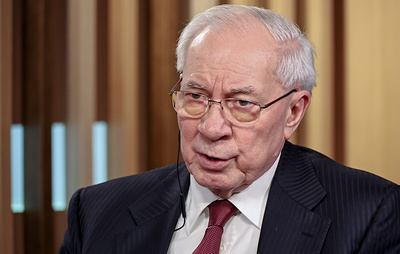 Азаров напомнил, что Уиткофф и Кушнер никогда не были в Киеве