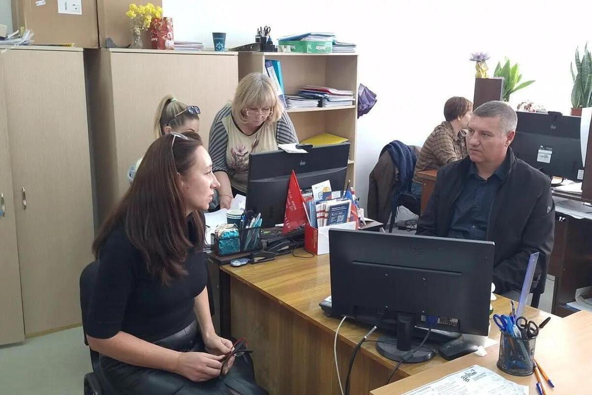 Глава Шахтерска Сергей Лебедев встретился с координаторами фонда «Защитники Отечества»