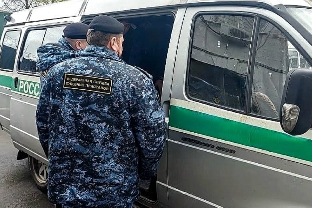 Из Орловской области выдворили почти 150 нелегальных мигрантов