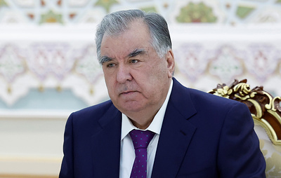 Рахмон поздравил Путина с днем рождения