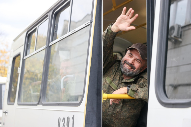 Пришла повестка на военные сборы: что происходит, как накажут за неявку?