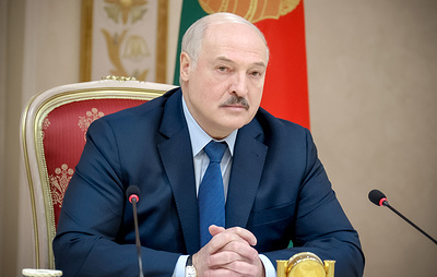 Лукашенко и Путин договорились встретиться на полях саммита СНГ в Туркмении