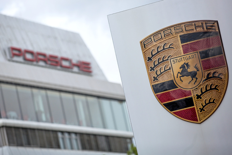 Porsche планирует избавиться почти от половины руководящих должностей