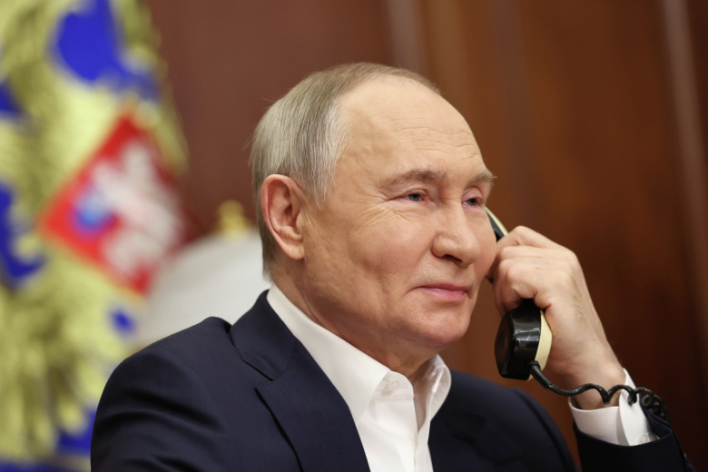 Песков раскрыл подробности телефонных разговоров Путина