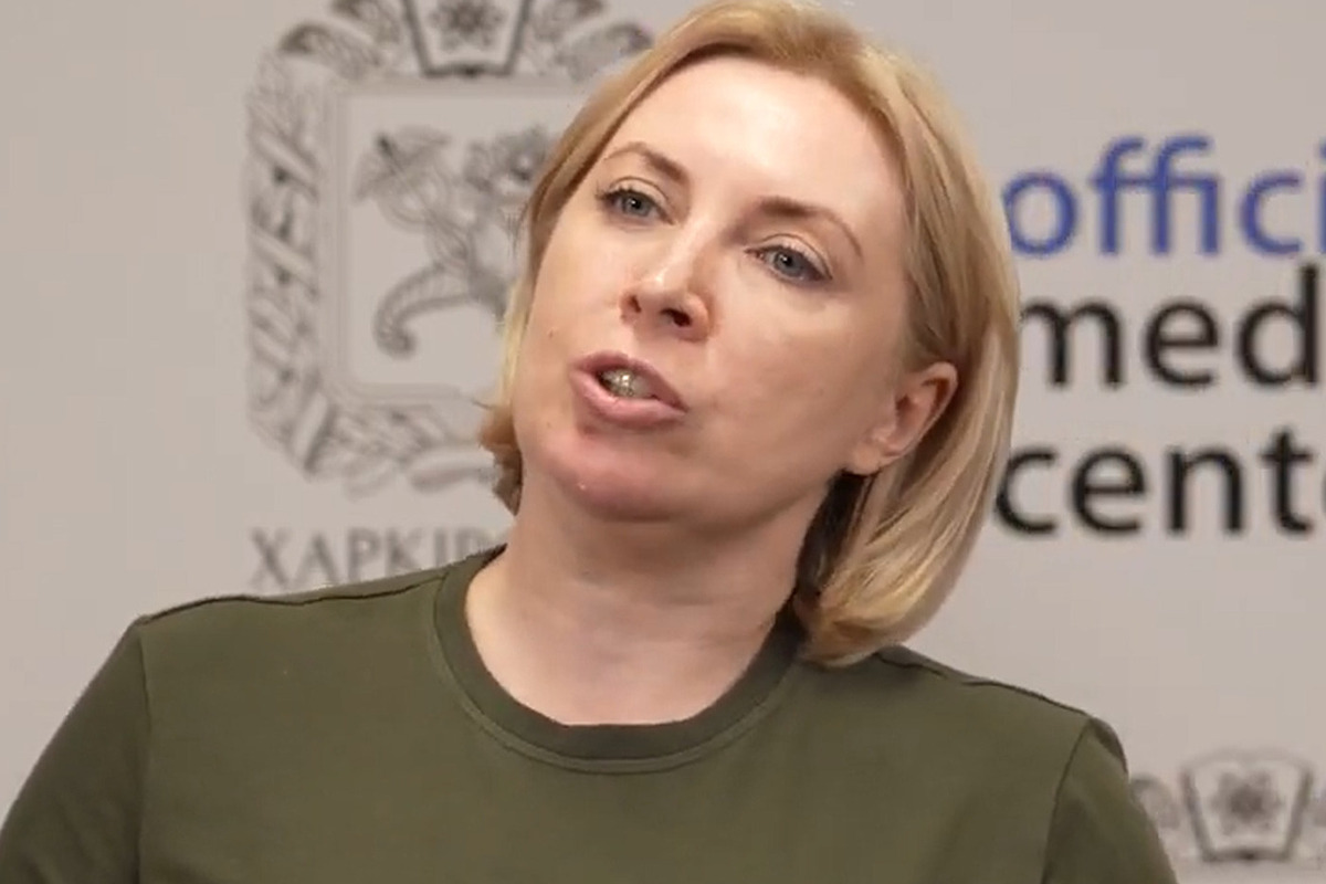 «Дура, иди в окоп»: украинцы разнесли отвергнувшую мир Верещук