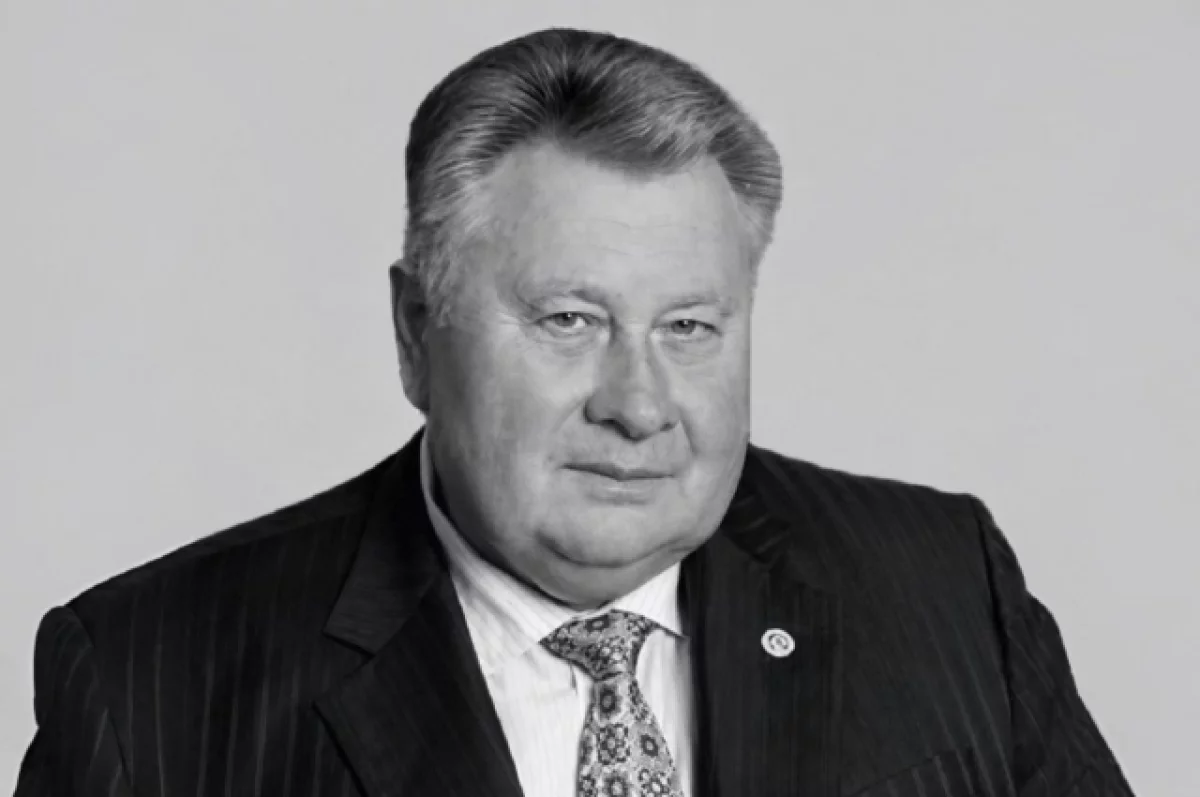 Один из создателей Петербургского университета МВД Сальников умер в 80 лет