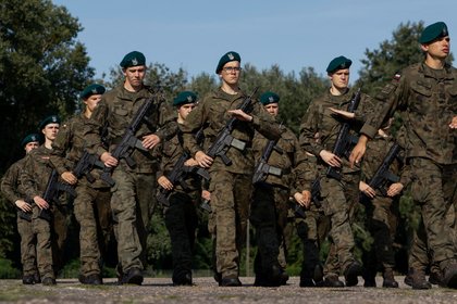 В России объяснили закупки Польшей вооружений подготовкой к наступлению