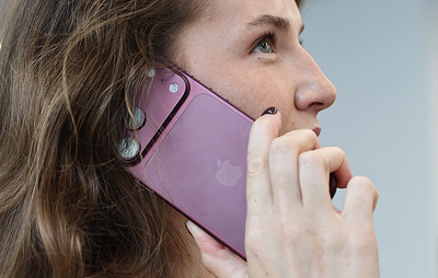 Восемь айфонов на одного россиянина: падает ли спрос на смартфоны Apple в России