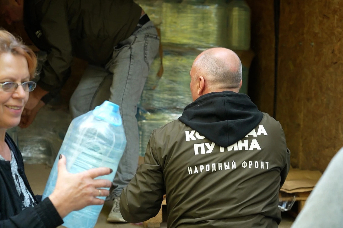 Народный фронт в ДНР провёл «Марафон добрых дел» ко дню рождения Президента