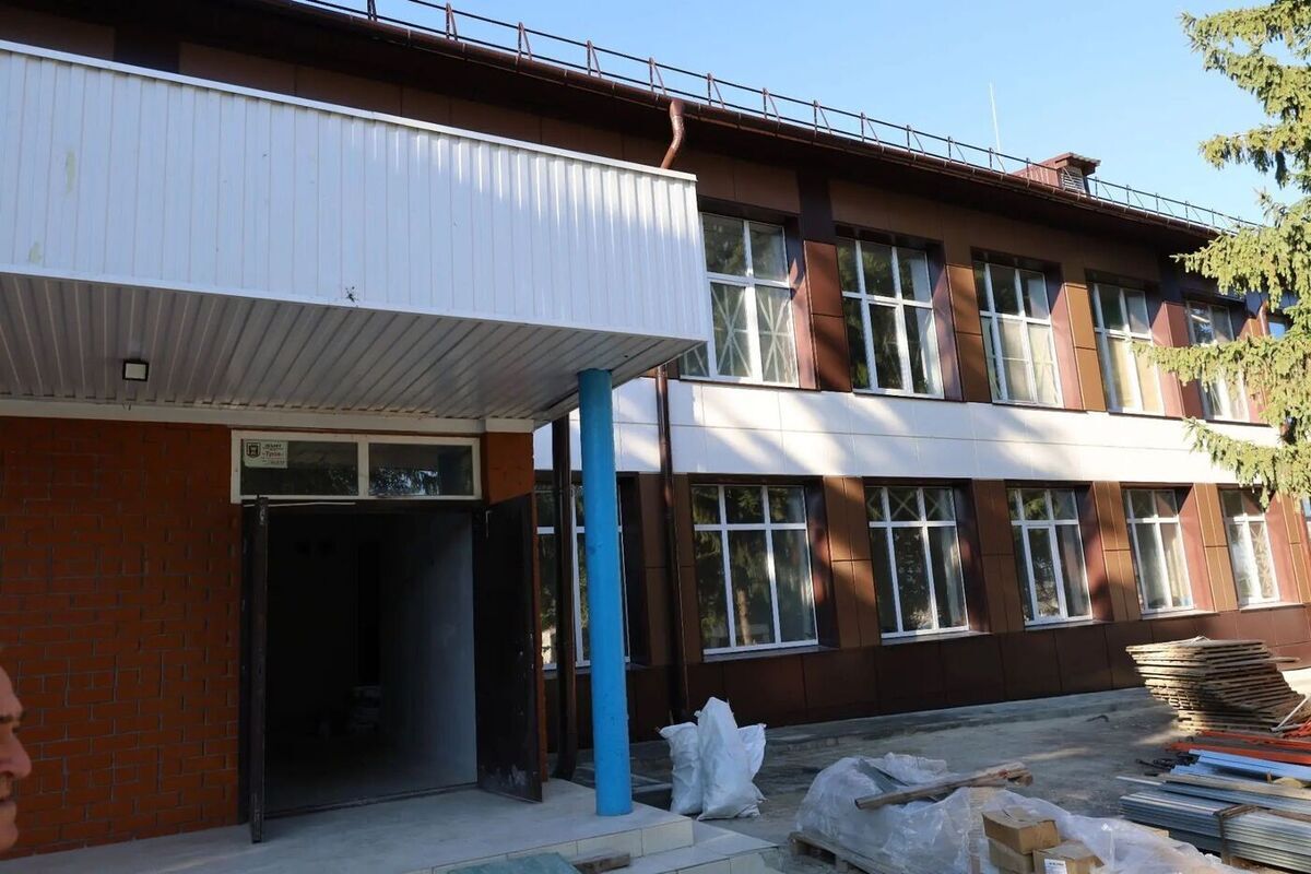 Дьяконовскую школу в Курской области отремонтируют с опережением графика