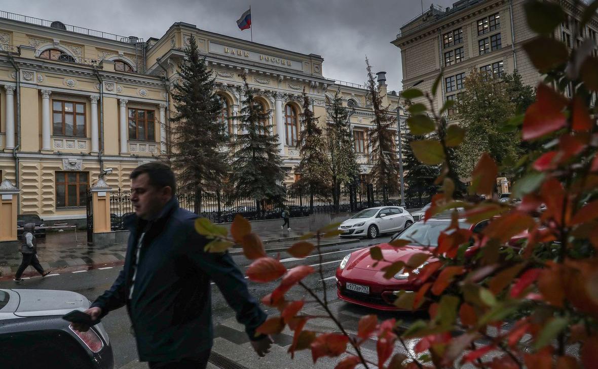 «Ренессанс Капитал» ожидает ключевую ставку 12% к концу 2027 года