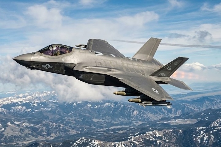 Сбой в логистике: компоненты F-35 со стелс-технологиями по ошибке ушли в Гонконг