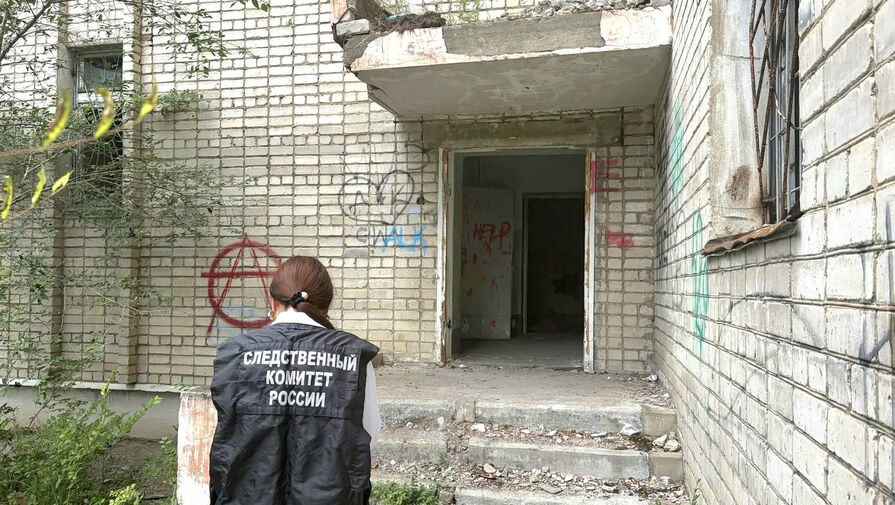 В Забайкалье школьница играла в прятки в заброшке и упала в шахту лифта