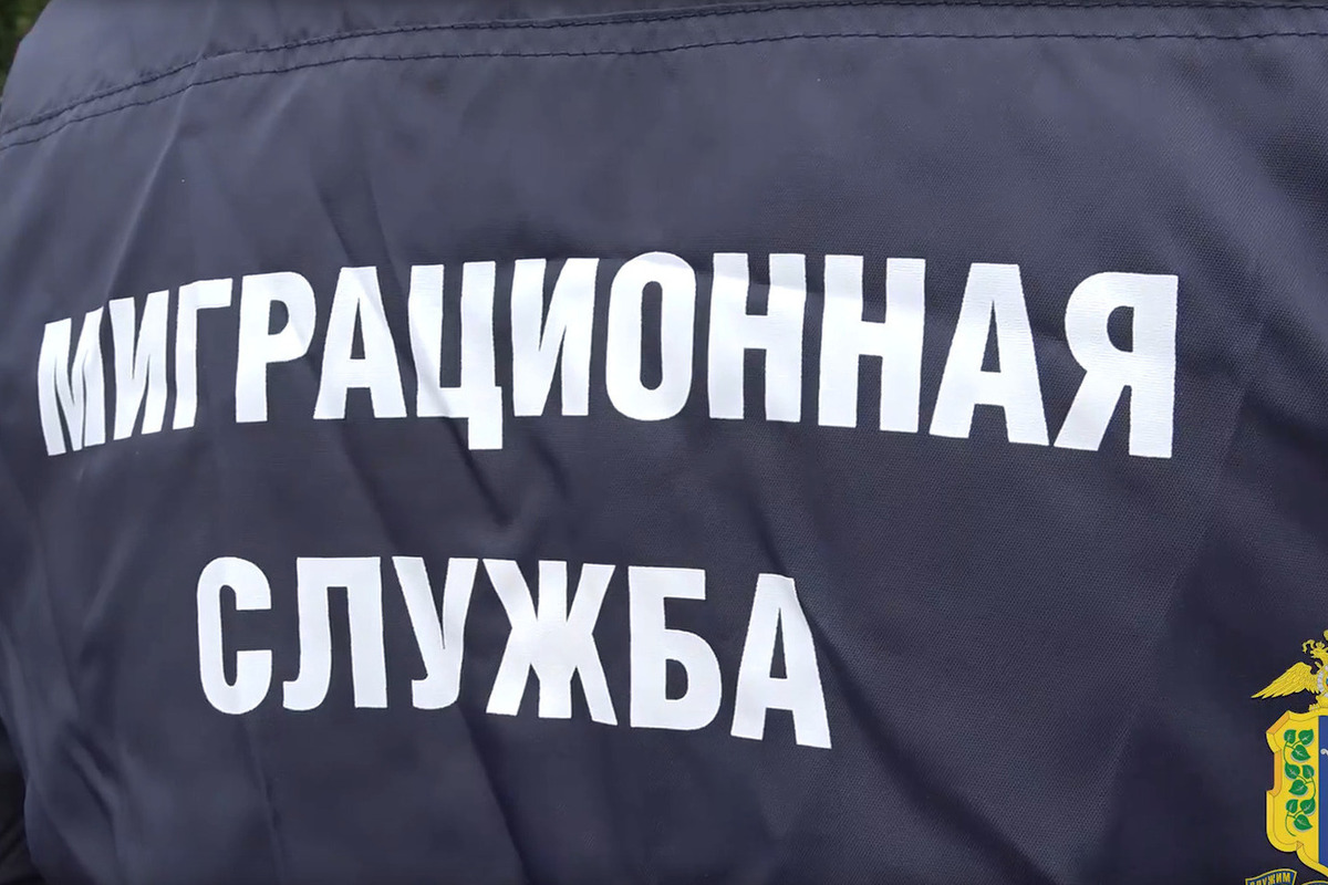 В отношении двух мигрантов в Липецке принято решение о депортации