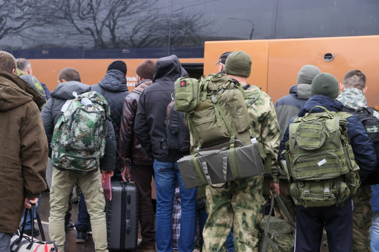 Россиян предупредили о наказании за неявку по повестке на военные сборы