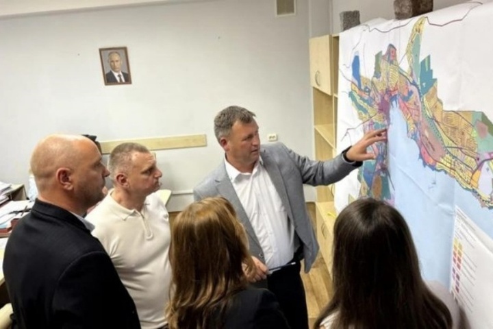 Морской фасад, променад в Войково и концертный зал: в Керчи обсудили новый генплан