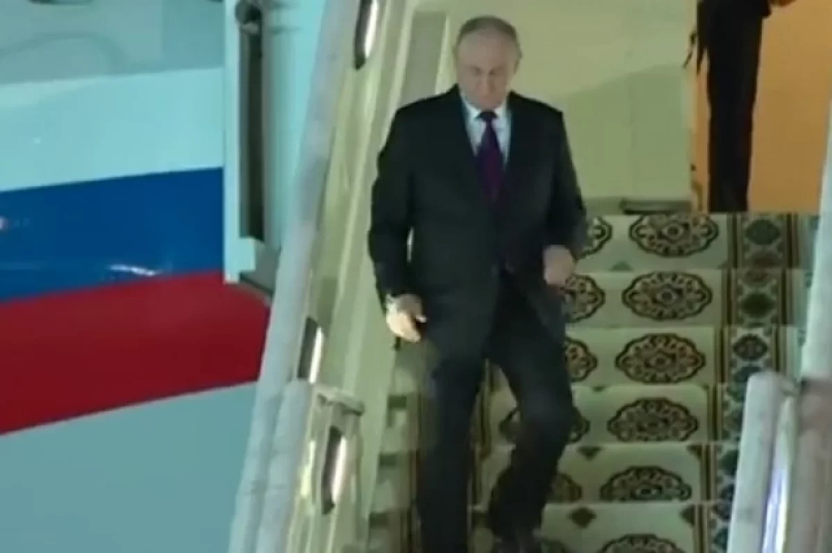 Появились первые кадры визита Путина в Туркменистан