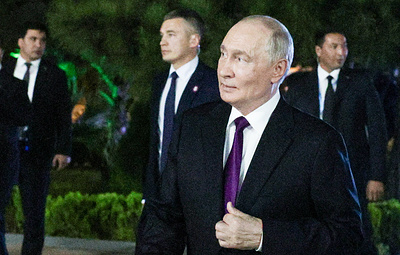Рабочий визит Путина в Туркмению. Видеотрансляция завершена