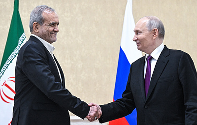 Путин провел в Туркмении переговоры с президентом Ирана