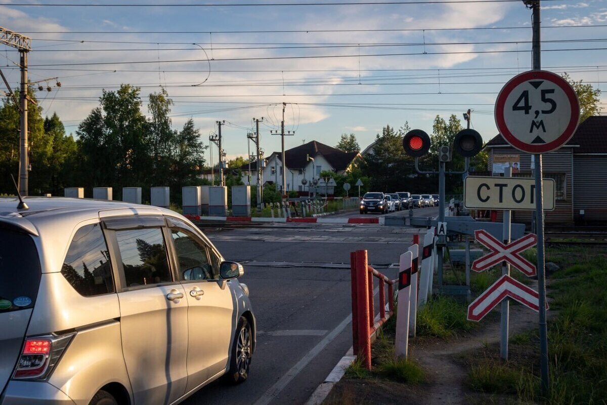 В Понырях 9 октября до 17:00 закрыт железнодорожный переезд