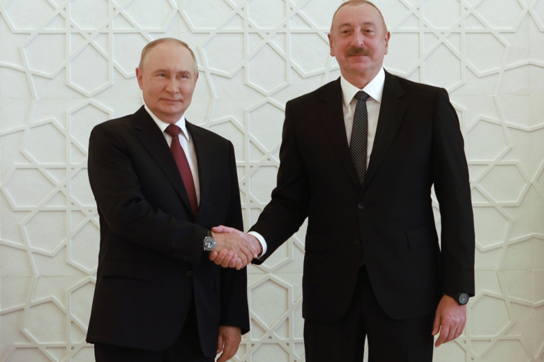 Путин и Алиев побеседовали в кулуарах Каспийского экологического саммита
