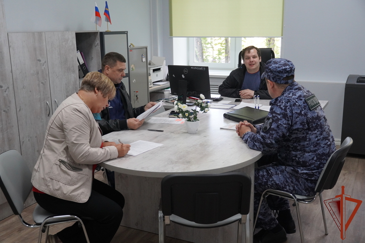 Школы Заполярья проверят на антитеррористическую безопасность перед учебным годом