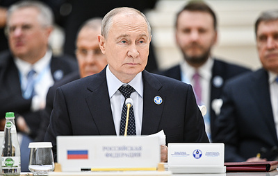 Путин завершил рабочую программу своего визита в Туркмению