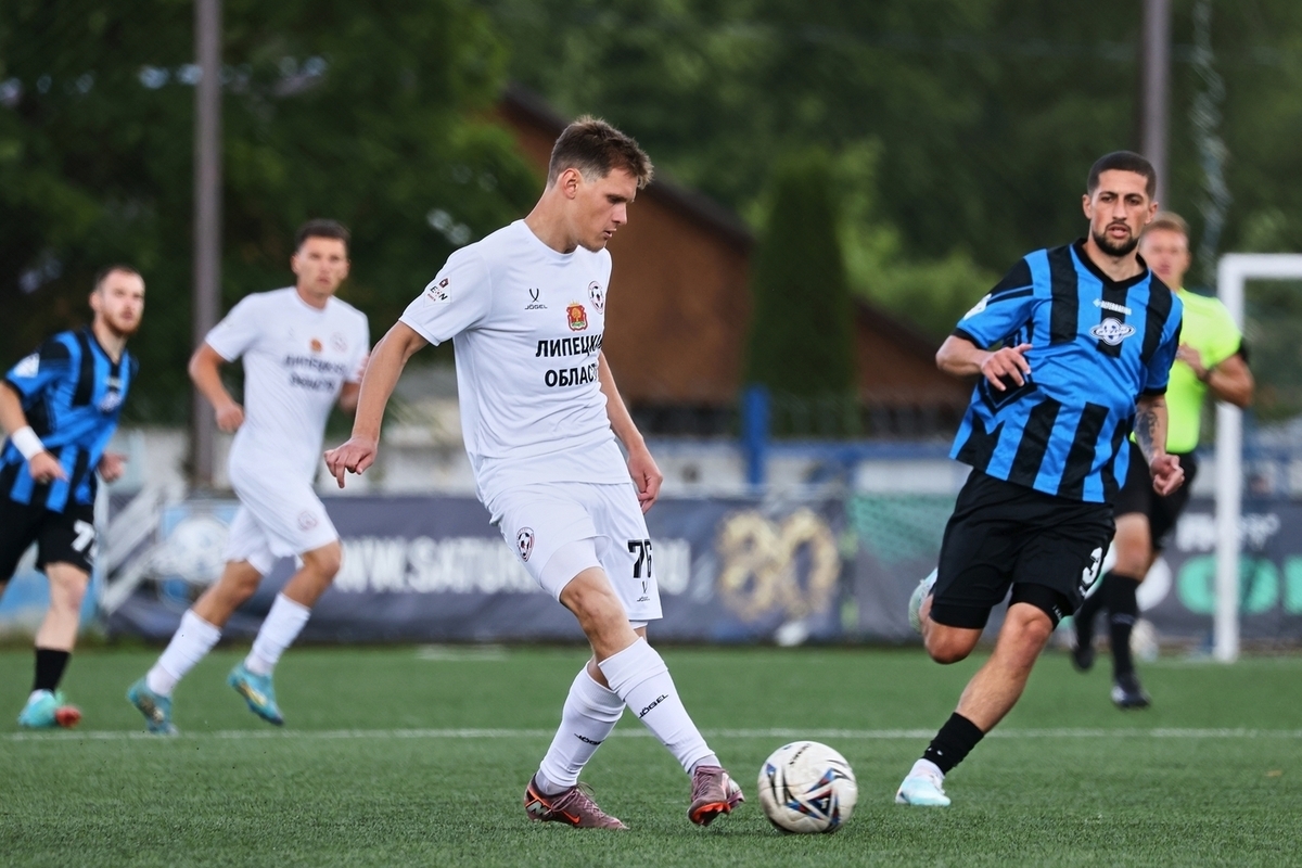Липецкий «Металлург» сыграет с соседом по таблице