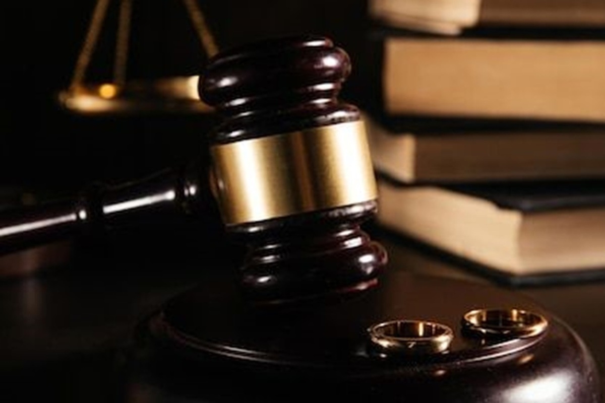 В Новосокольнический районный суд поступило уголовное дело о сходе грузовых вагонов
