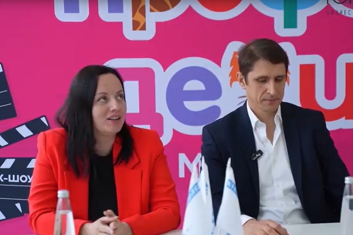 «Медиашкола Олеси Московцевой «ПРОФИ ДЕТИ» провела пресс-конференцию с семьёй Арендаренко