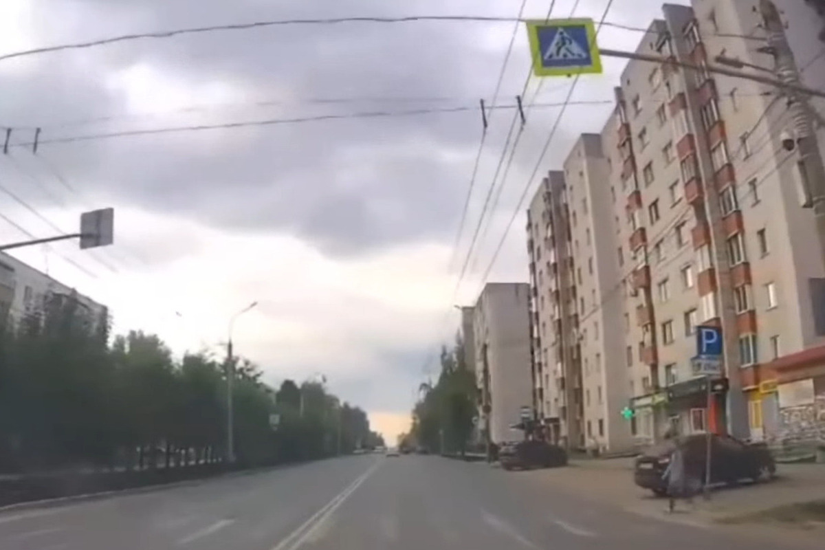 В Кирове после ремонта дороги пешеходный переход стал опасным для детей