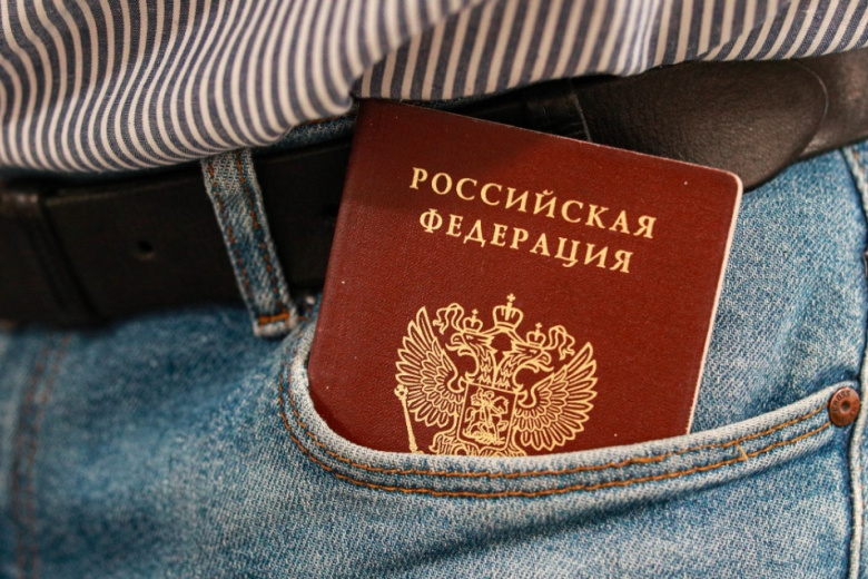 Россиянам рассказали о возможности редактирования фото на паспорт