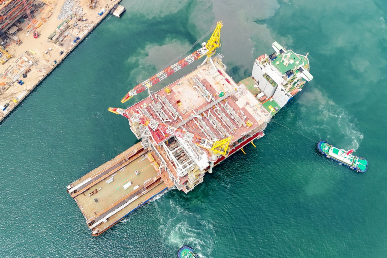 Страны ЕС начнут получать нефть не из России