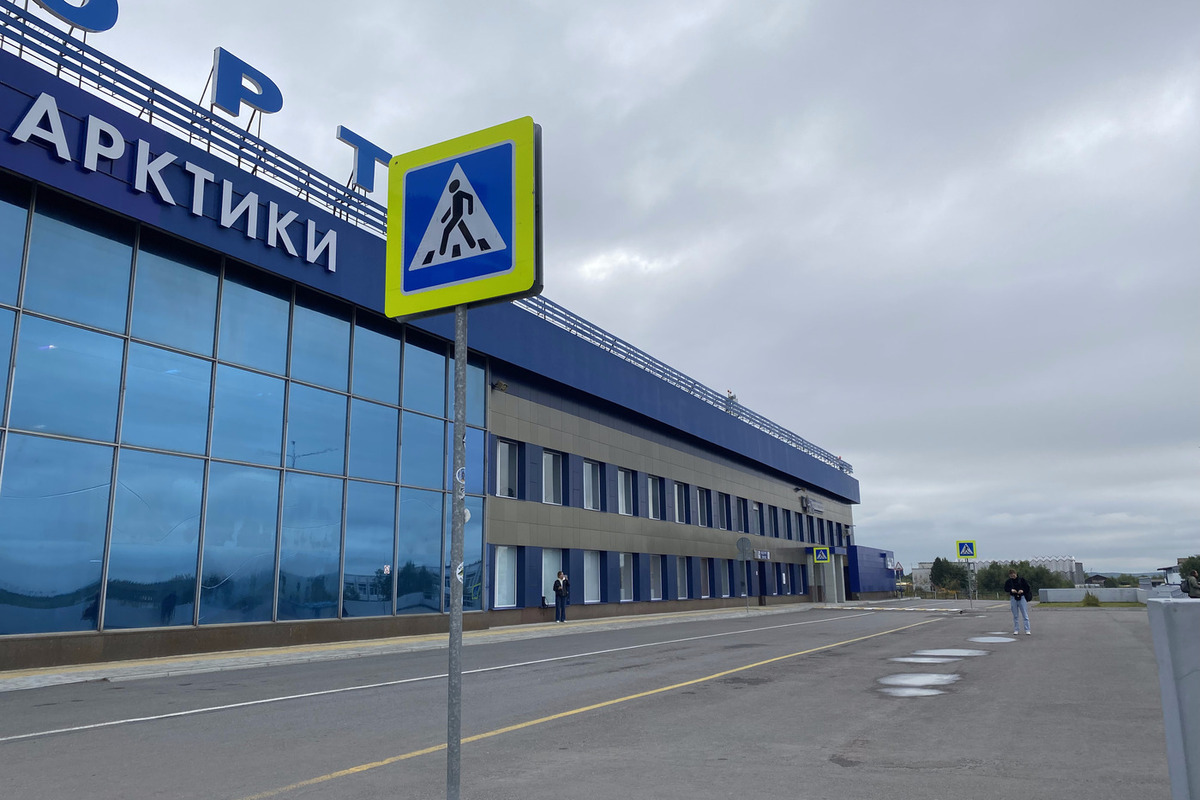 Из Мурманска в Москву отменили один рейс и еще два задержали