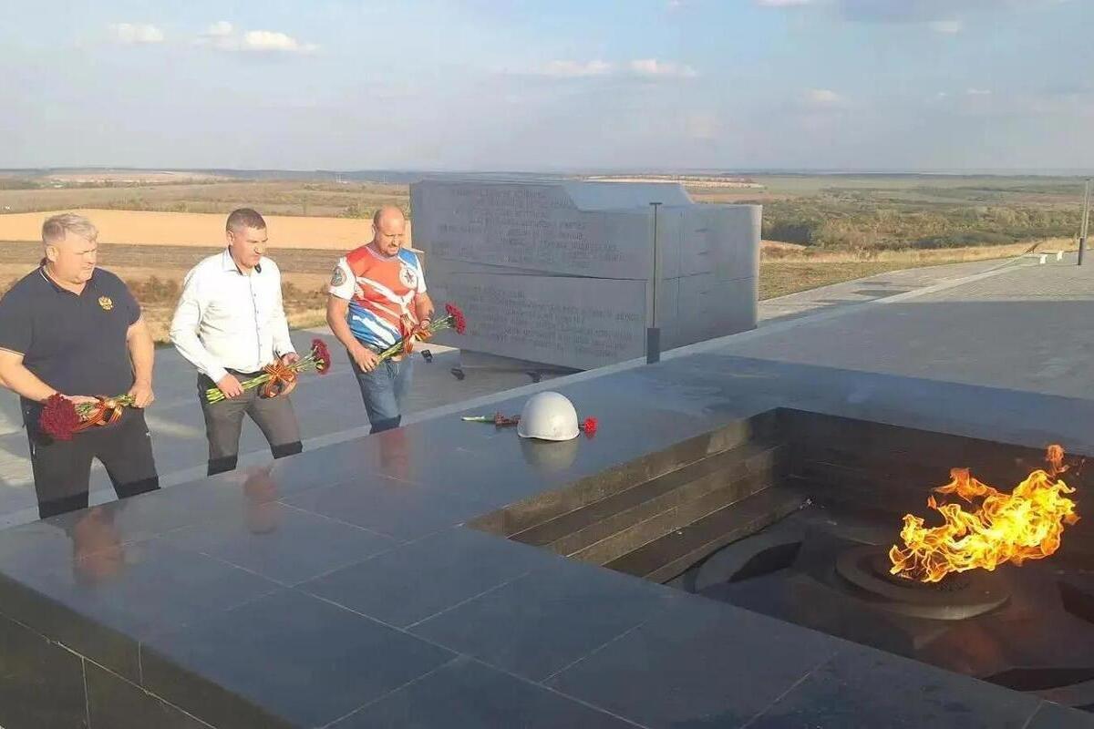 Делегация из Свердловской области посетила Шахтерск