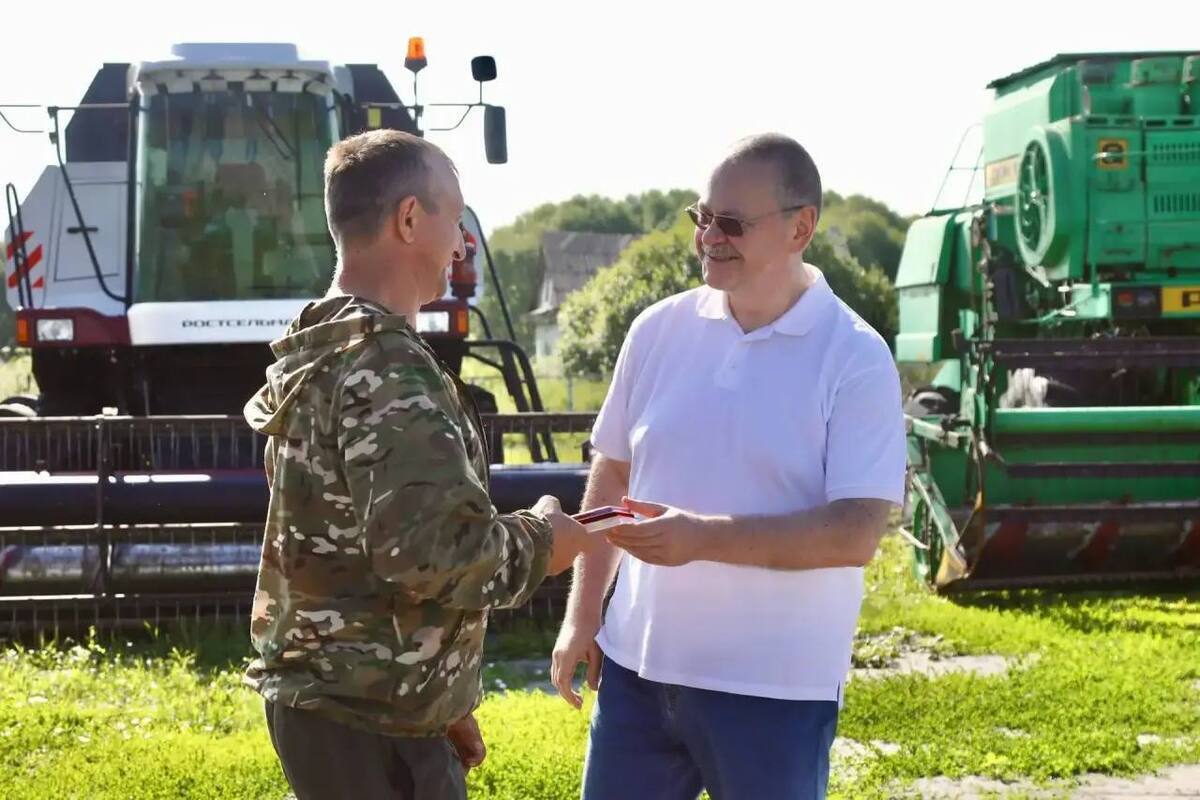 Олег Мельниченко поздравил пензенских аграриев с праздником