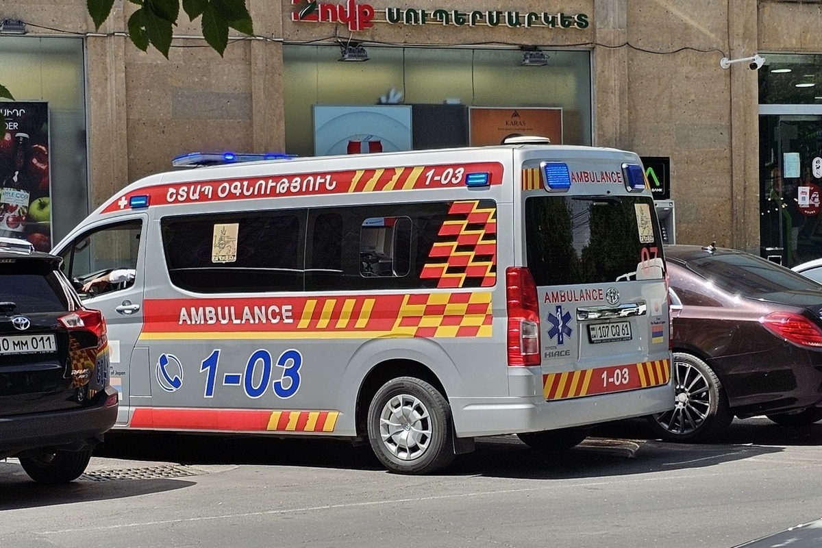Потасовка в Ереване закончилась стрельбой