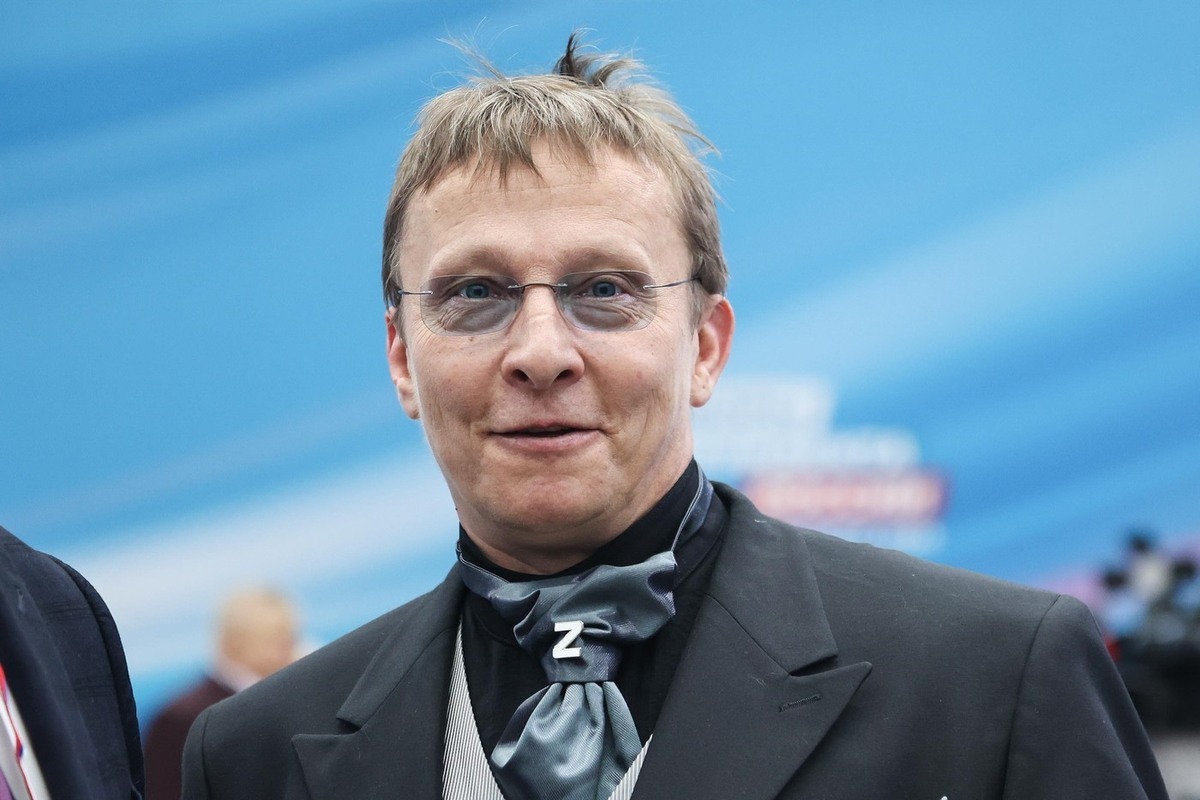 Актер Охлобыстин бросил пить, но "не окончательно"