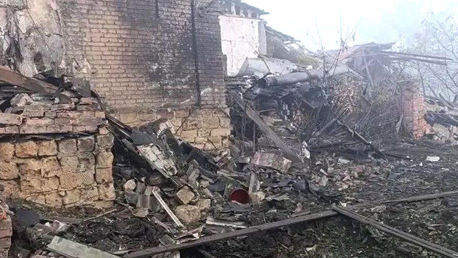 В ЛНР жители сами достали подростка из-под завалов после атаки Украины