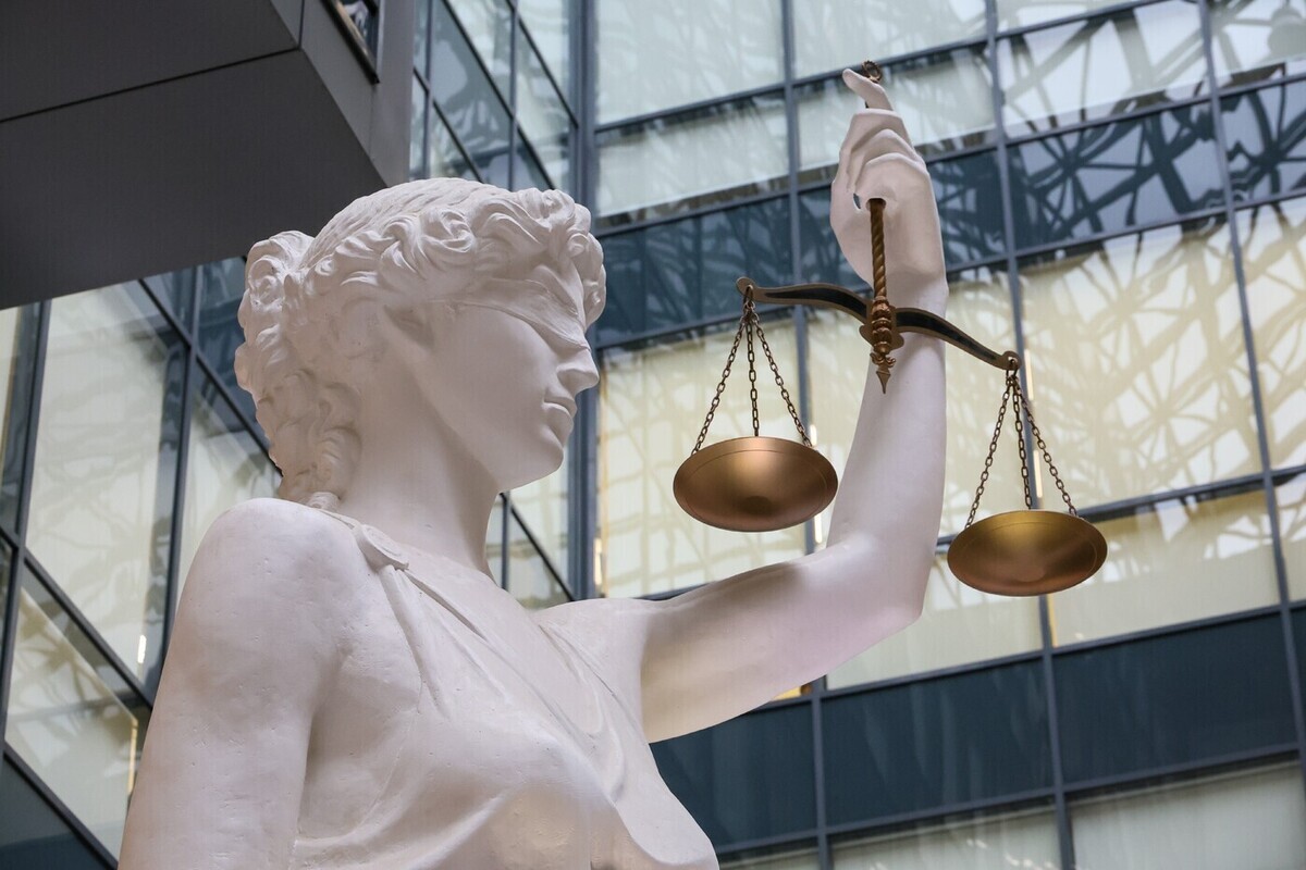 СКР сообщил о суде над 57 подростками за поджоги по заданию Киева