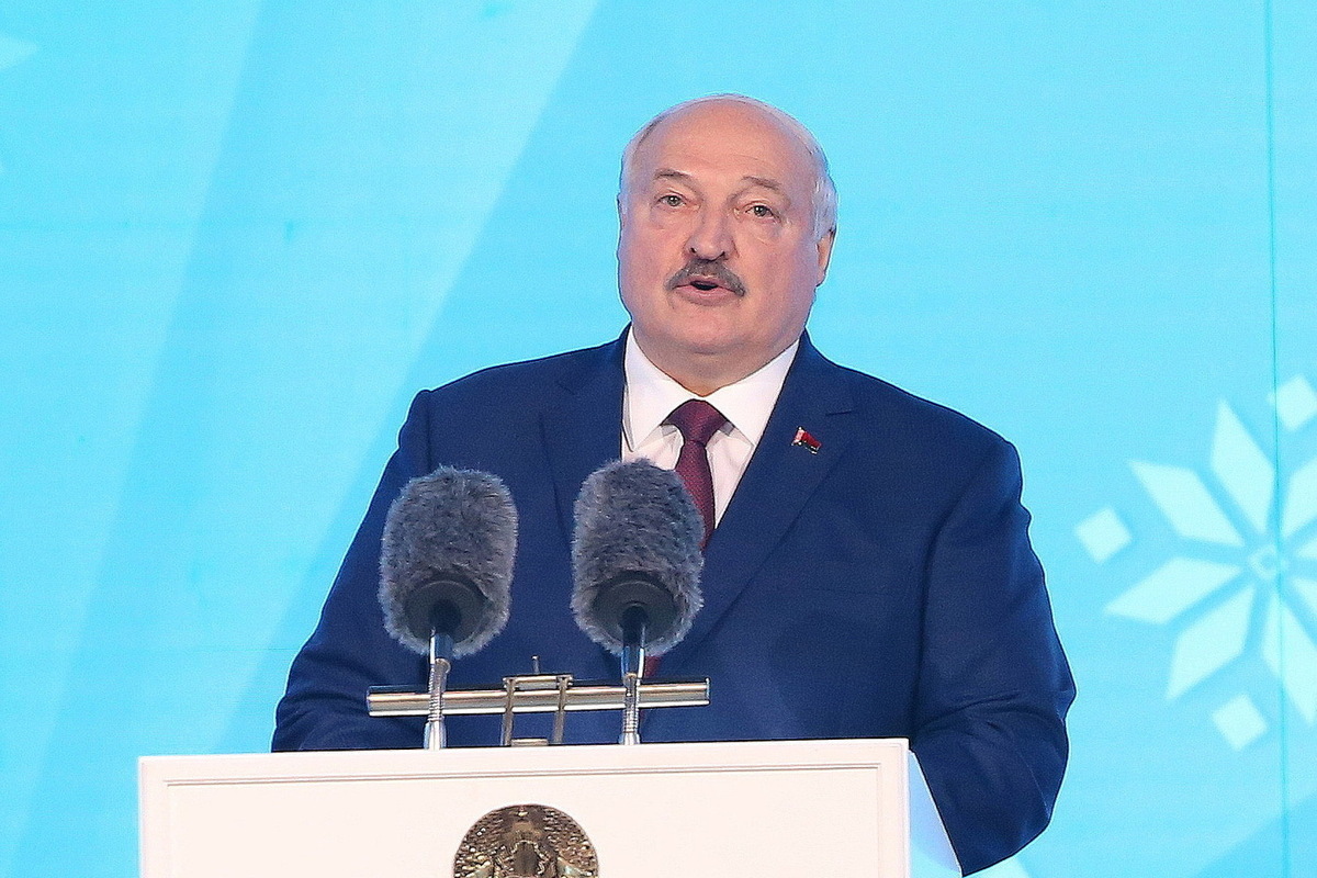 Лукашенко предложил соседним странам способ избежать войны