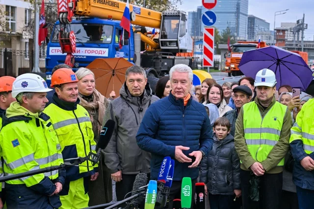 Сергей Собянин открыл обновленную Шелепихинскую набережную