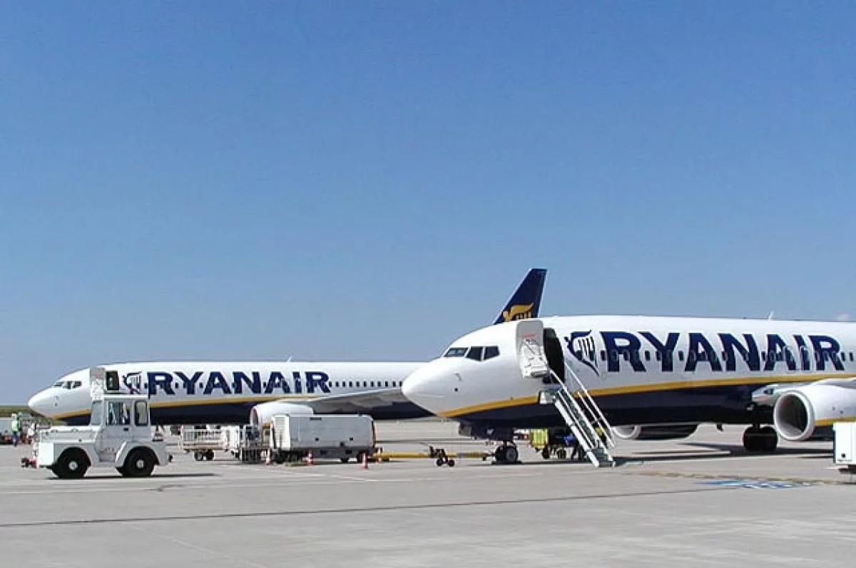 Летевший в Дублин рейс Ryanair из Рима подал сигнал бедствия в воздухе